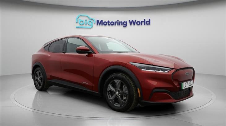 Ford Mustang Mach-E Ford Mustang Mach-E Standard Range 70kWh SUV 5dr Electric Automatic (269 ps) — миниатюра 2