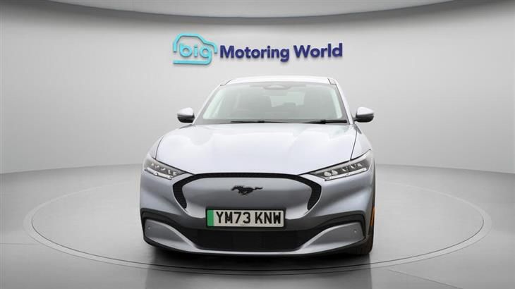 Ford Mustang Mach-E Ford Mustang Mach-E Standard Range 70kWh SUV 5dr Electric Automatic (269 ps) — миниатюра 3