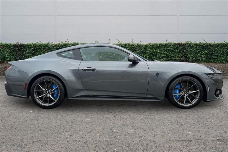 Ford Mustang Ford Mustang 5.0 V8 Dark Horse 2dr — миниатюра 3