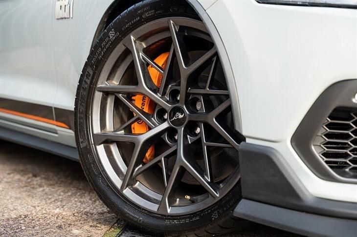 Ford Mustang Ford Mustang V8 Mach 1 — миниатюра 3