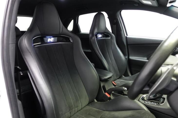 Hyundai i30 N Hyundai i30 N 2.0 T-GDi N Performance Hatchback 5dr Petrol DCT Euro 6 (s/s) (280 ps) — миниатюра 3