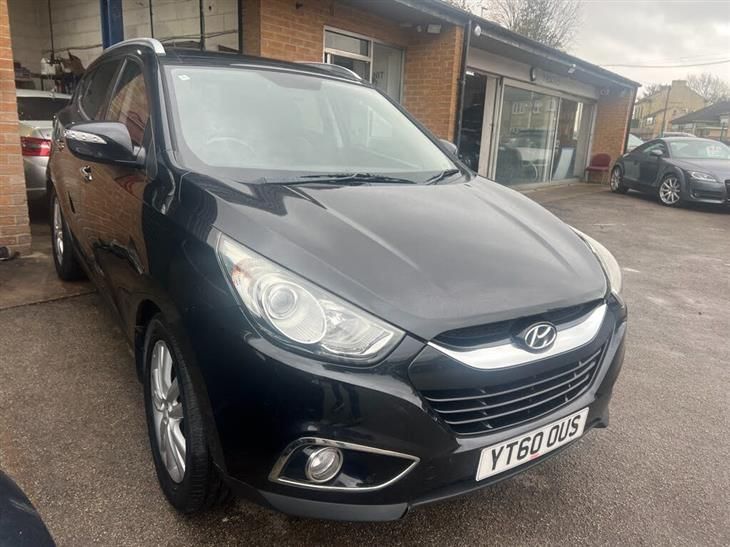 Hyundai ix35 2.0 CRDi Premium SUV 5dr Diesel Manual 4WD Euro 5 (134 bhp)