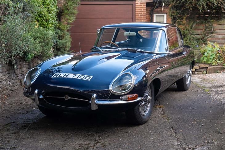 Jaguar E TYPE