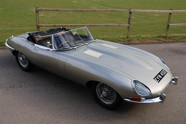 Jaguar E TYPE