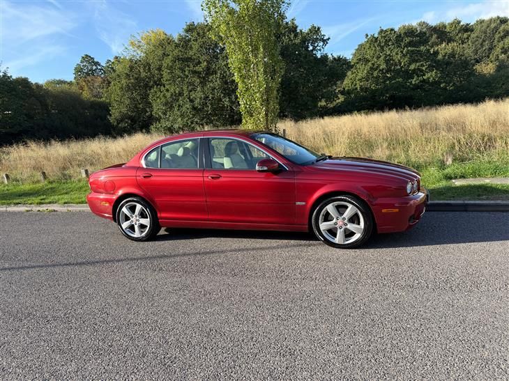 Jaguar X TYPE