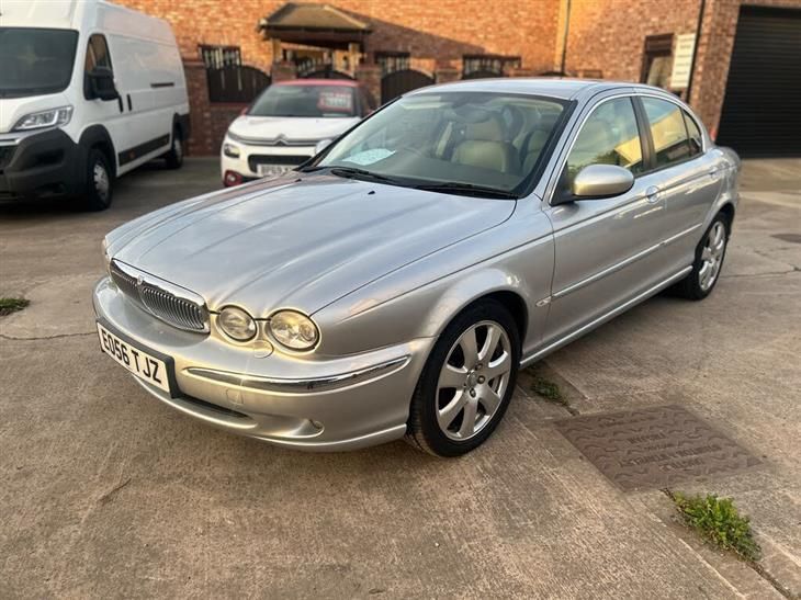 Jaguar X TYPE