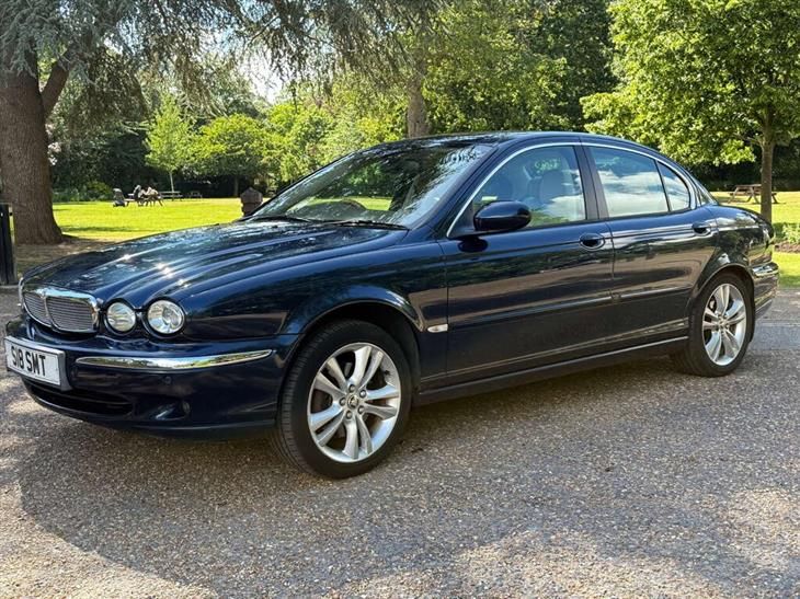Jaguar X-Type