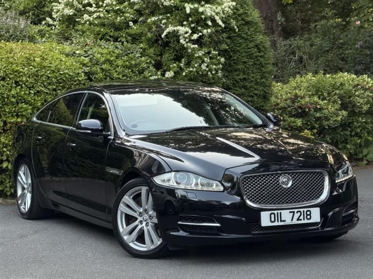 Jaguar XJ