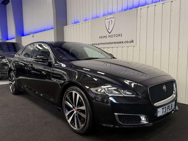 Jaguar XJ