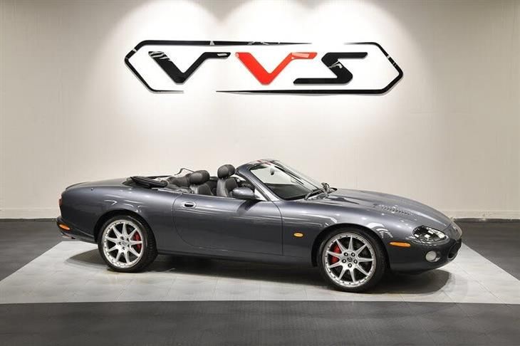 Jaguar XKR