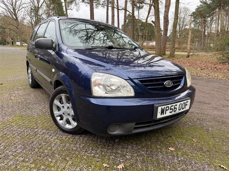 Kia Carens