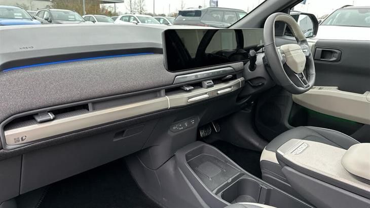 Kia EV3 Kia EV3 81.4 kWh GT-LINE S — миниатюра 3