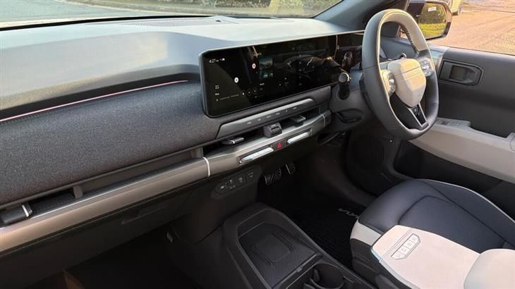 Kia EV3 Kia EV3 81.4kWh GT-Line S Auto 5dr — миниатюра 3