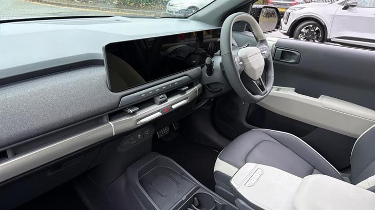 Kia EV3 Kia EV3 81.4kWh GT-Line S Auto 5dr — миниатюра 3