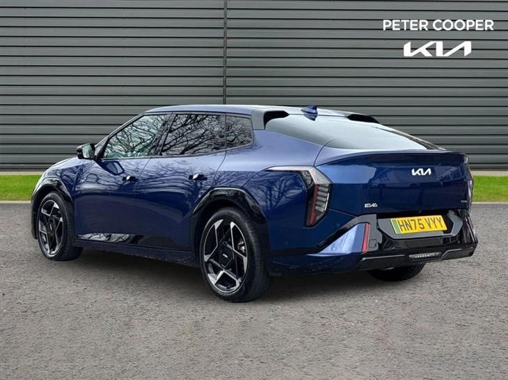 Kia EV4 Kia EV4 81.4 kWh GT-LINE S — миниатюра 3