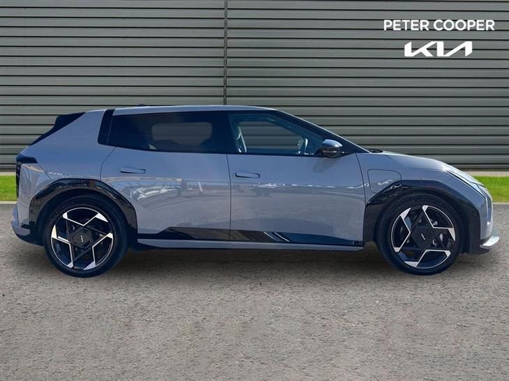 Kia EV4 Kia EV4 81.4 kWh GT-LINE S — миниатюра 4