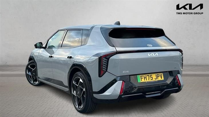 Kia EV4 Kia EV4 81.4kWh GT-Line S Auto 5dr — миниатюра 2