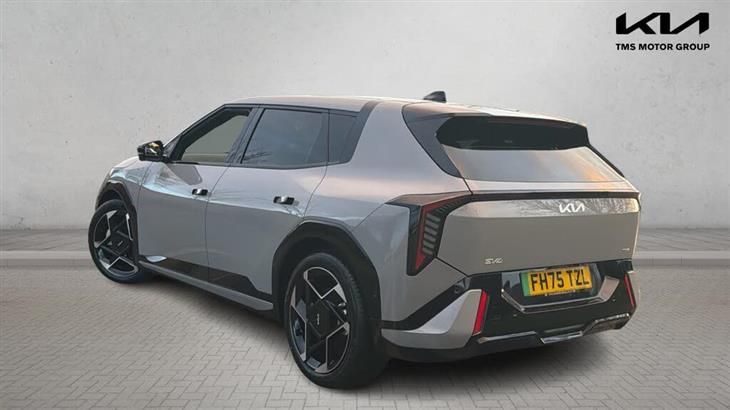 Kia EV4 Kia EV4 81.4kWh GT-Line S Auto 5dr — миниатюра 2