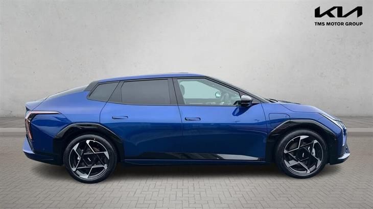 Kia EV4 Kia EV4 81.4 kWh GT-LINE S — миниатюра 4