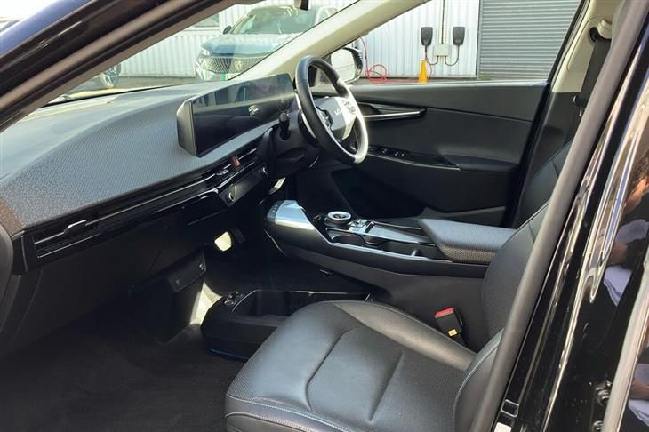 Kia EV6 Kia EV6 77.4kwh Air Hatchback 5dr Electric Auto (225 Bhp) — миниатюра 3