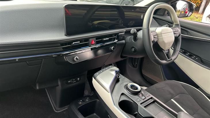 Kia EV6 Kia EV6 84 kWh GT-LINE S — миниатюра 3