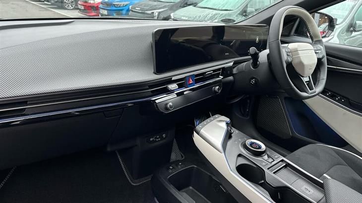 Kia EV6 Kia EV6 84 kWh GT-LINE S — миниатюра 3