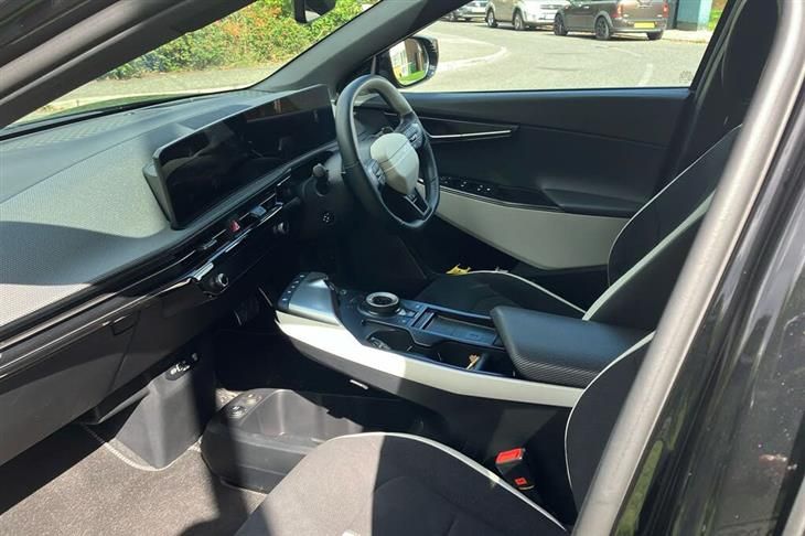 Kia EV6 Kia EV6 84kwh Gt Line S Hatchback 5dr Electric Auto Awd (320 Bhp) — миниатюра 3