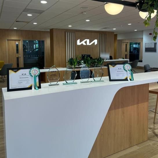 Kia EV9 Kia EV9 282kW GT-Line S 99.8kWh AWD 5dr (7St) Auto — миниатюра 2