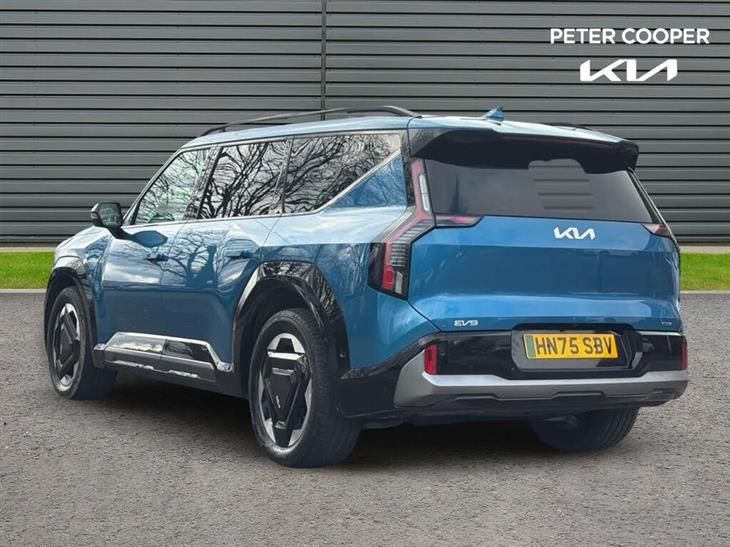 Kia EV9 Kia EV9 99.8 kWh GT-LINE — миниатюра 3