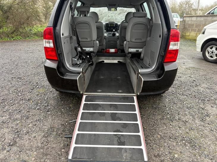 Kia Sedona 2.9 CRDi GS MPV 5dr Diesel Manual (206 g/km, 182 bhp) Wheelchair Adapted