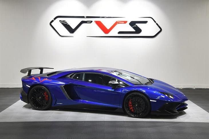 Lamborghini Aventador