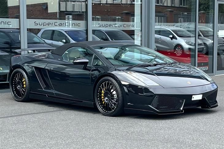 https://img.pistonheads.com/Fullsize/lamborghini/gallardo/5-0-v10-spyder-egear-4wd-euro-4-2dr/lamborghini-gallardo-5-0-v10-spyder-egear-4wd-euro-4-2dr-1032640140-3.jpg