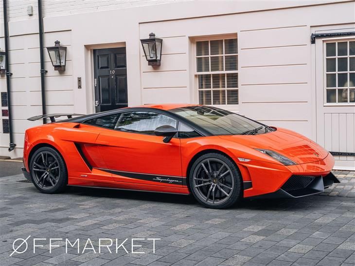 Lamborghini Gallardo 5.2 V10 LP 570-4 Superleggera Coupe 2dr Petrol EGear 4WD Euro 5 (570 ps)