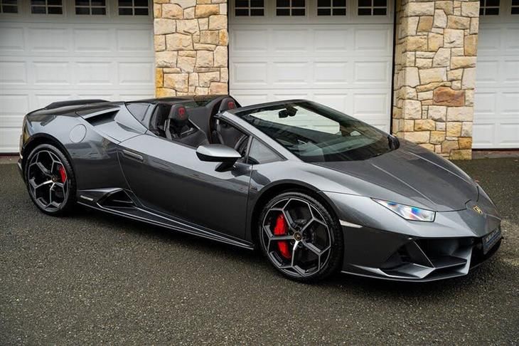 Lamborghini Huracan Evo Lamborghini Huracan 5.2 V10 LP 640-4 EVO Spyder 2dr Petrol LDF 4WD Euro 6 (s/s) (640 ps) — миниатюра 2