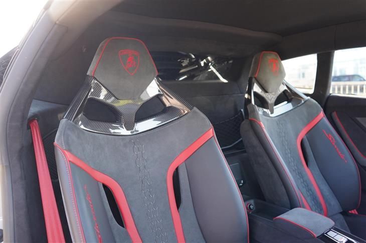 Lamborghini Huracan Lamborghini Huracan 5.2 V10 Sterrato LDF 4WD Euro 6 (s/s) 2dr — миниатюра 3