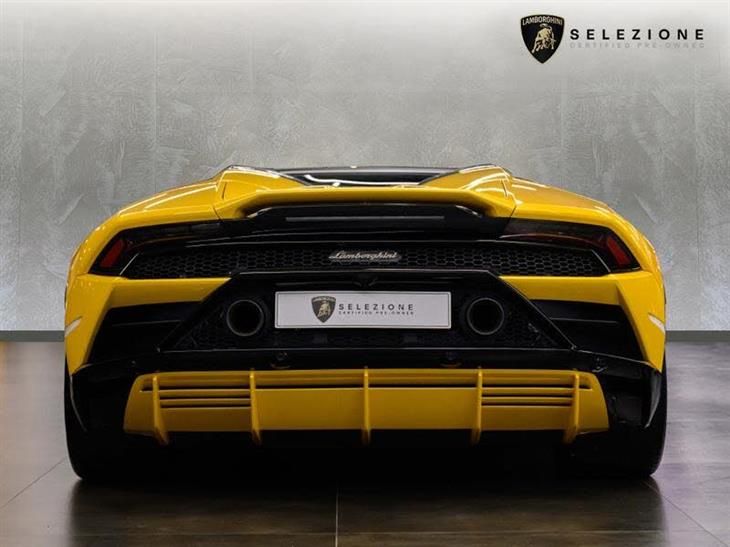 Lamborghini Huracan Evo Lamborghini Huracan Evo Spyder — миниатюра 4