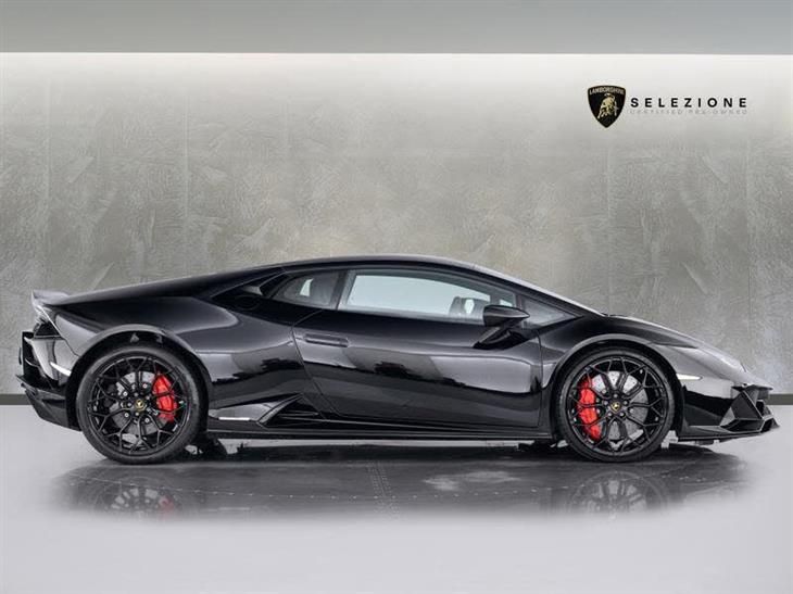 Lamborghini Huracan Evo Lamborghini Huracan Evo — миниатюра 2