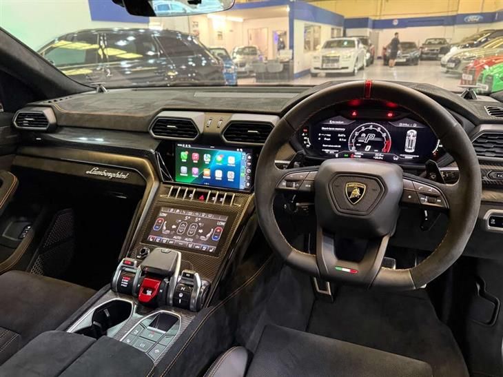 Lamborghini Urus Lamborghini Urus 4.0 V8 BiTurbo Performante SUV 5dr Petrol Auto 4WD Euro 6 (666 ps) — миниатюра 2