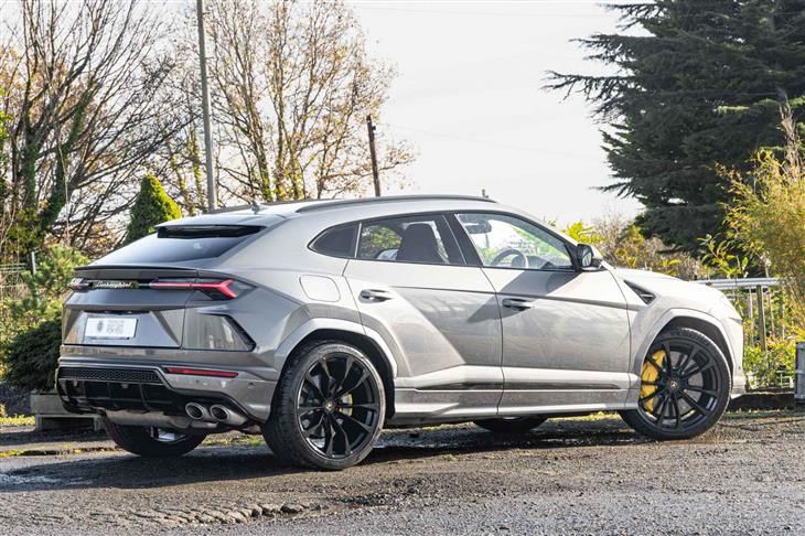 Lamborghini Urus HUGE SPECIFICATION | Lamborghini Urus | Lamborghini Warranty Inc | Akrapovic Exhaust | ADAS | Pan Roof — миниатюра 3
