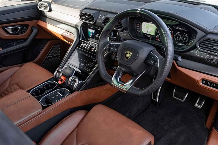 Lamborghini Urus HUGE SPECIFICATION | Lamborghini Urus | Lamborghini Warranty Inc | Akrapovic Exhaust | ADAS | Pan Roof — миниатюра 4