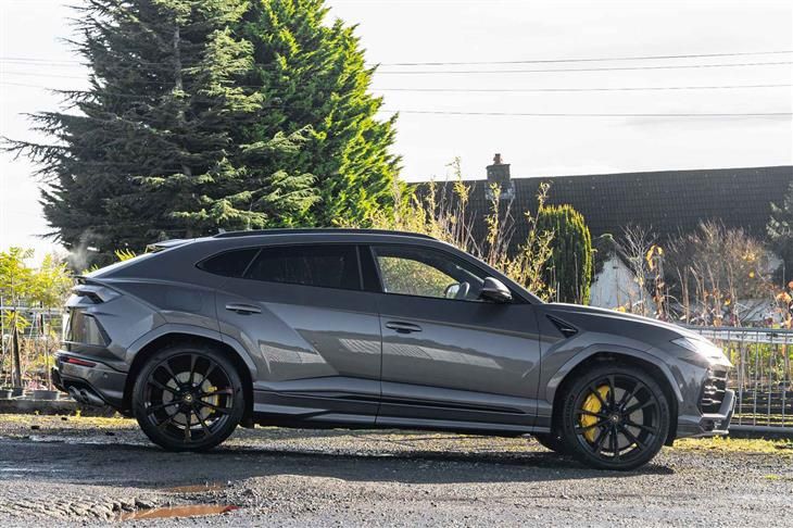 Lamborghini Urus HUGE SPECIFICATION | Lamborghini Urus | Lamborghini Warranty Inc | Akrapovic Exhaust | ADAS | Pan Roof — миниатюра 2
