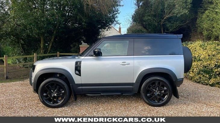 Land Rover Defender cars for sale - PistonHeads UK