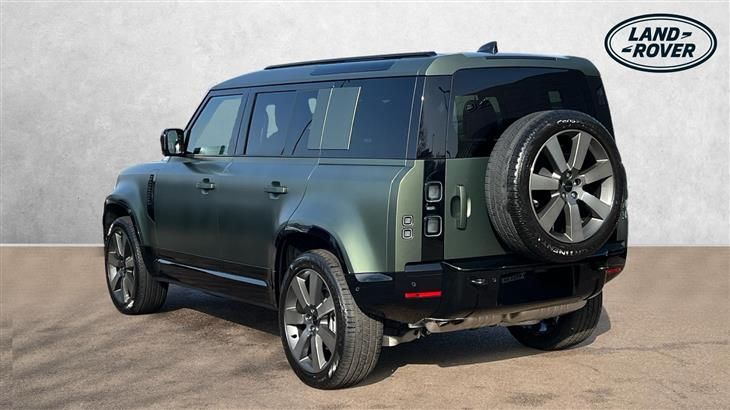 Used Green Land Rover Defender cars for sale - PistonHeads UK