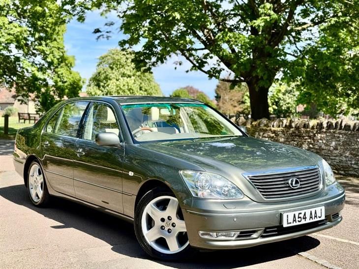 Lexus LS