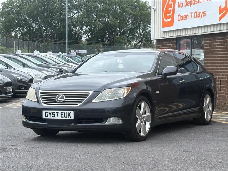 Lexus LS