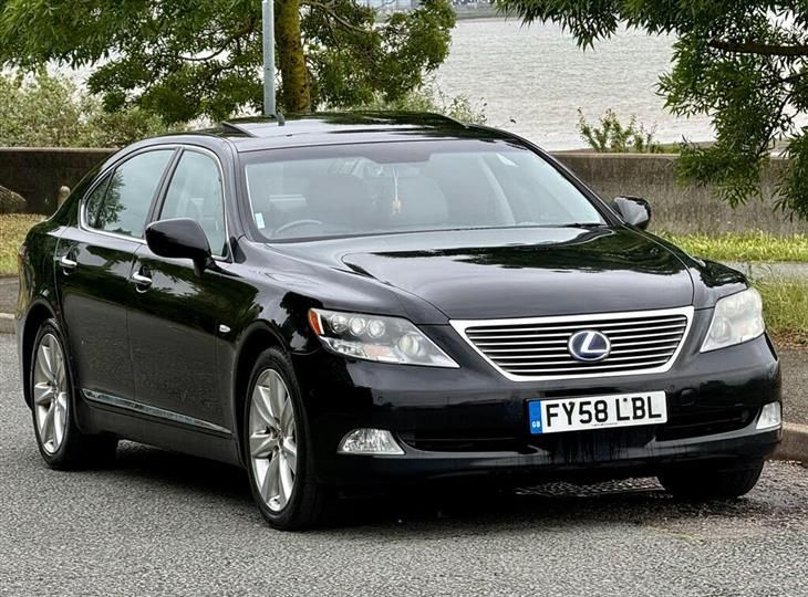 Lexus LS
