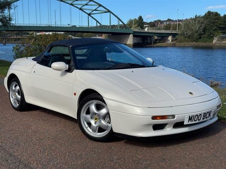 Lotus Elan