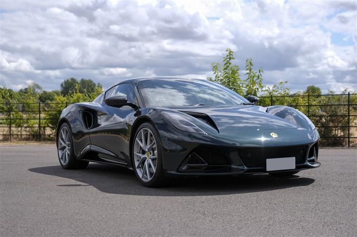 Lotus Emira