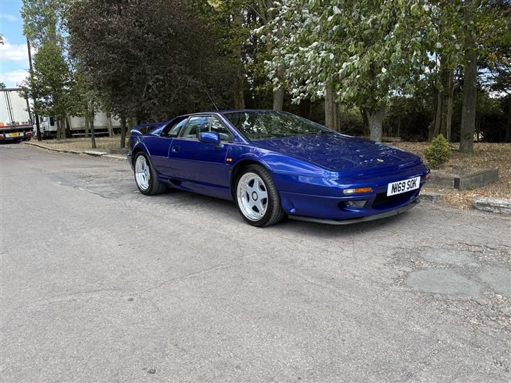 Lotus Esprit