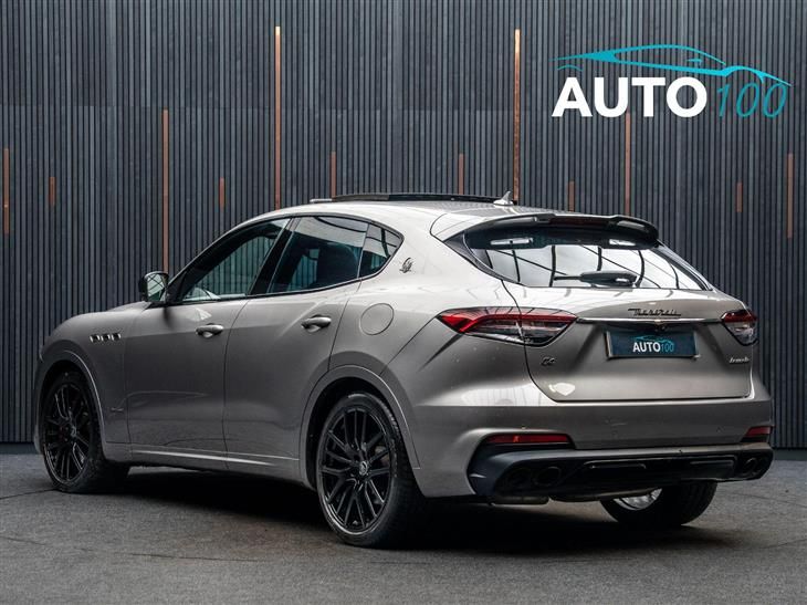Maserati GranSport Maserati Levante 3.0 V6 GranSport ZF 4WD Euro 6 (s/s) 5dr — миниатюра 3